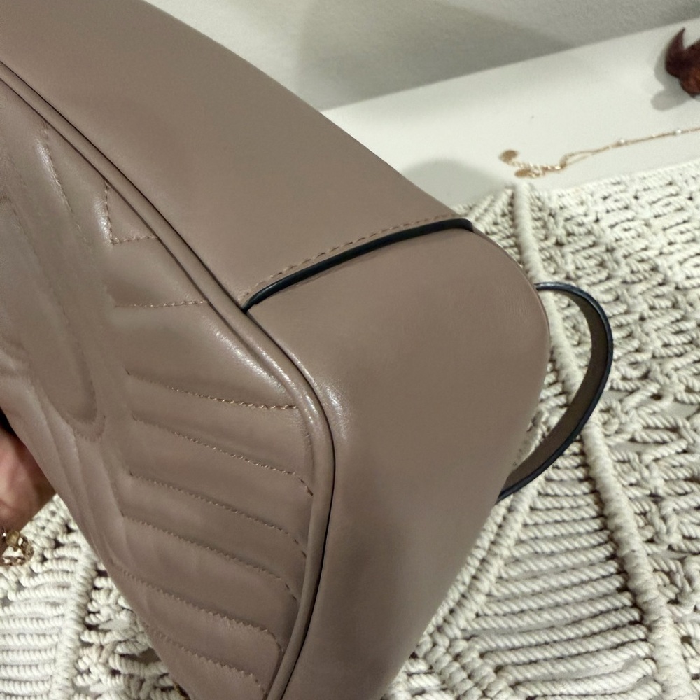 Gucci Taupe Quilted Leather Shoulder Bag with Gold Hardware - Picture 10 of 13